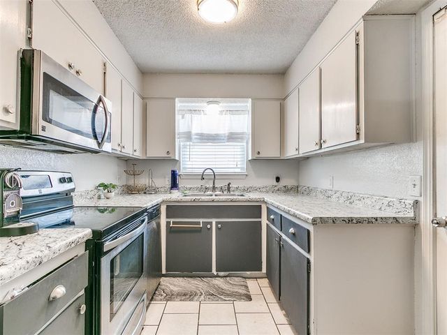 317 SW 92nd Street, Oklahoma City, OK 73139