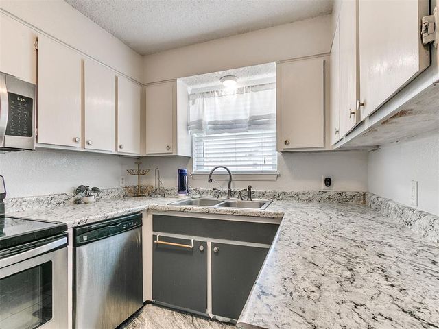 317 SW 92nd Street, Oklahoma City, OK 73139