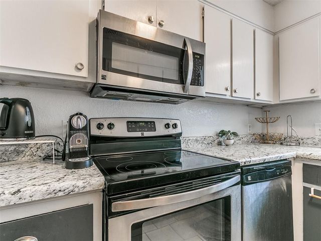 317 SW 92nd Street, Oklahoma City, OK 73139