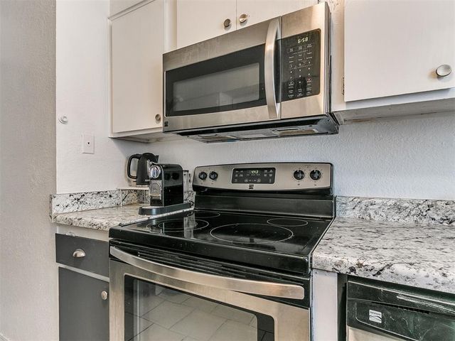 317 SW 92nd Street, Oklahoma City, OK 73139