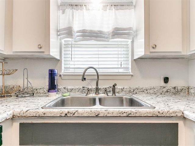 317 SW 92nd Street, Oklahoma City, OK 73139