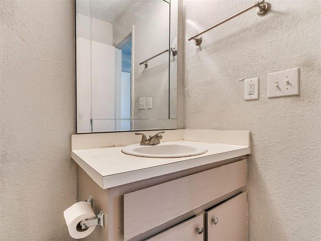 317 SW 92nd Street, Oklahoma City, OK 73139