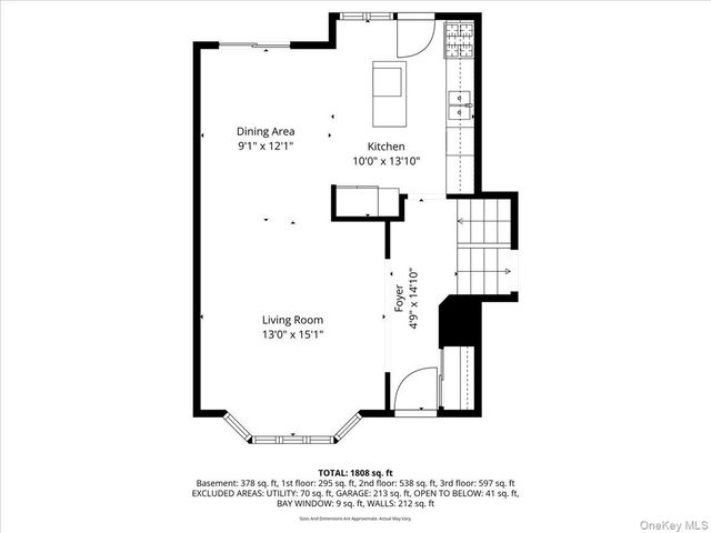 20 Pickwick Drive W, Syosset, NY 11791