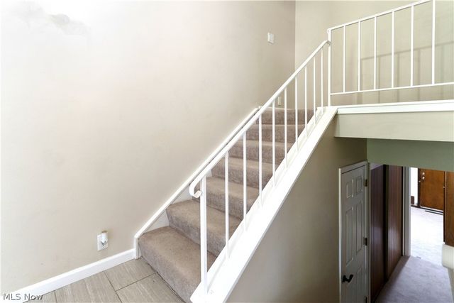 18251 Glencreek Lane, Strongsville, OH 44136