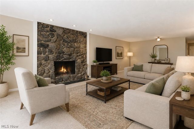 18251 Glencreek Lane, Strongsville, OH 44136