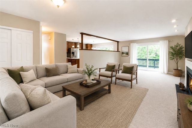 18251 Glencreek Lane, Strongsville, OH 44136