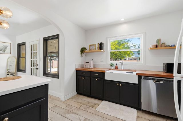 2142 N Wilson Avenue, Fresno, CA 93704