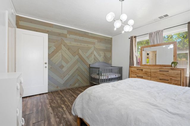 2142 N Wilson Avenue, Fresno, CA 93704