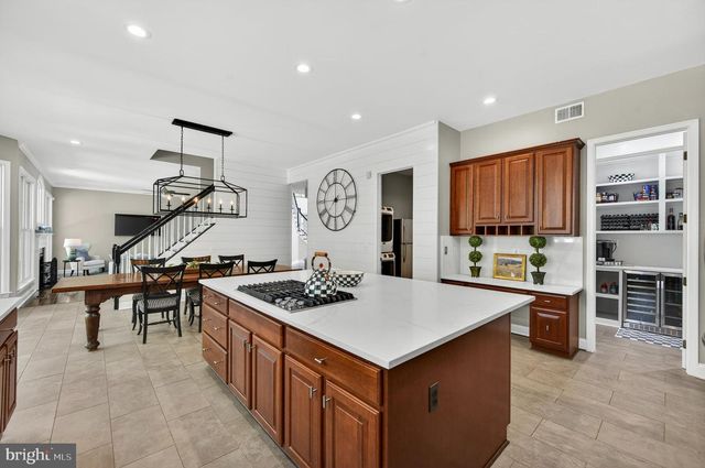 7822 GAMBRILL WOODS WAY, Springfield, VA 22153
