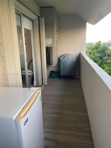 2201 BRICKELL AV 92, Miami, FL 33129