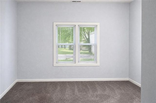317 E Pine Street, Drexel, MO 64742