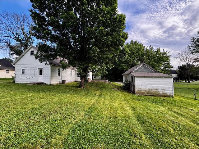 317 E Pine Street, Drexel, MO 64742