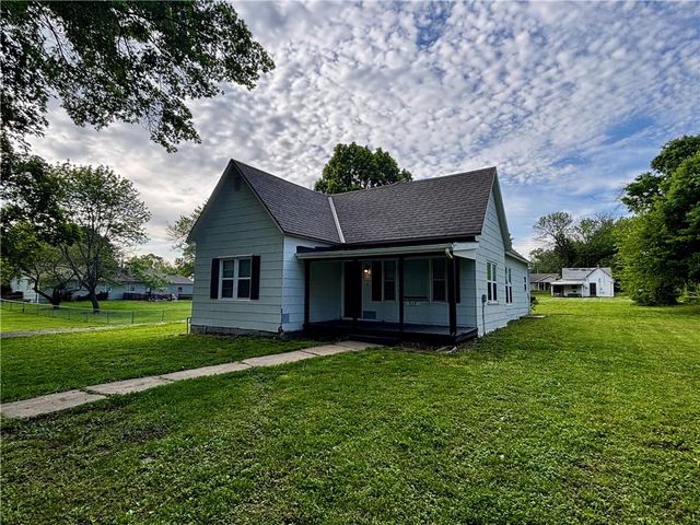 317 E Pine Street, Drexel, MO 64742