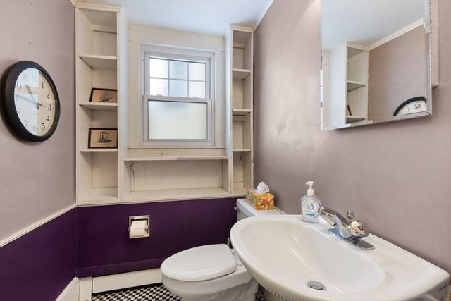 58 Ames St, Sharon, MA 02067