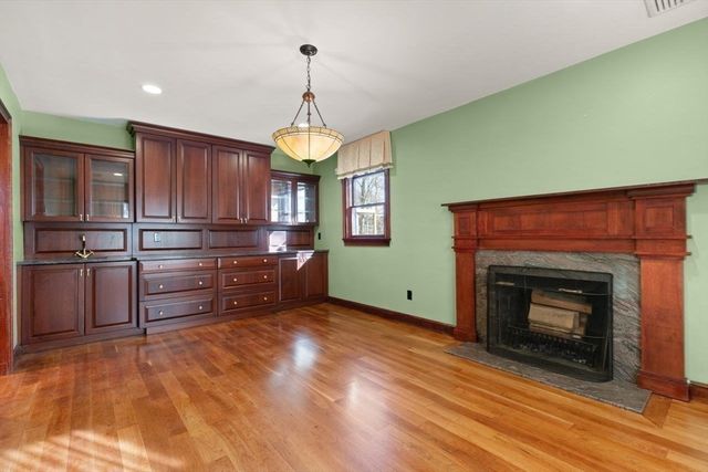 58 Ames St, Sharon, MA 02067