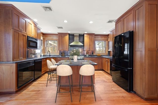 58 Ames St, Sharon, MA 02067