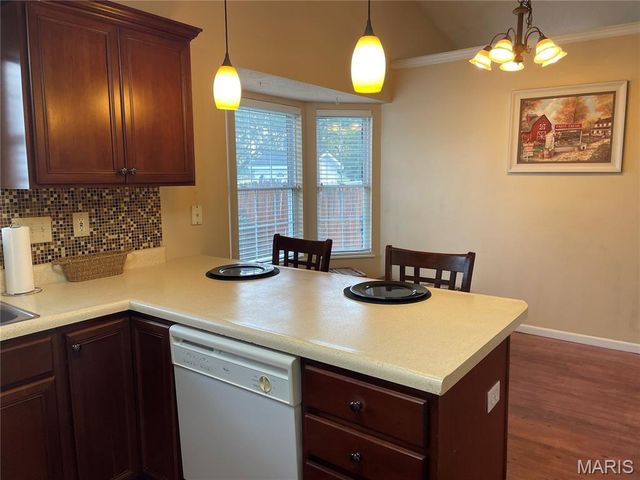129 Emerald Way West, Granite City, IL 62040