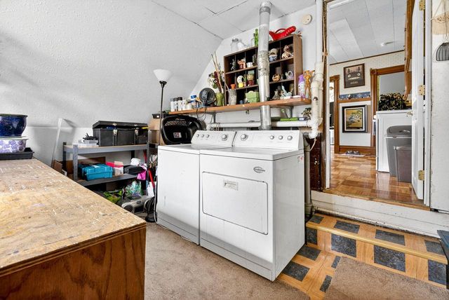 623 E IRVING AVENUE, Oshkosh, WI 54901