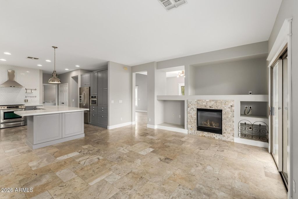 40927 N Columbia Trail, Anthem, AZ 85086