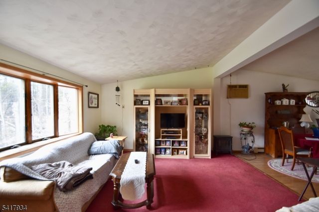 37 Jones Ln, Hardwick Twp., NJ 07825