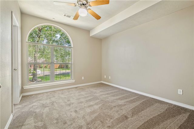 1453 Fincastle Loop, College Station, TX 77845
