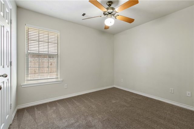 1453 Fincastle Loop, College Station, TX 77845