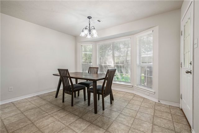 1453 Fincastle Loop, College Station, TX 77845