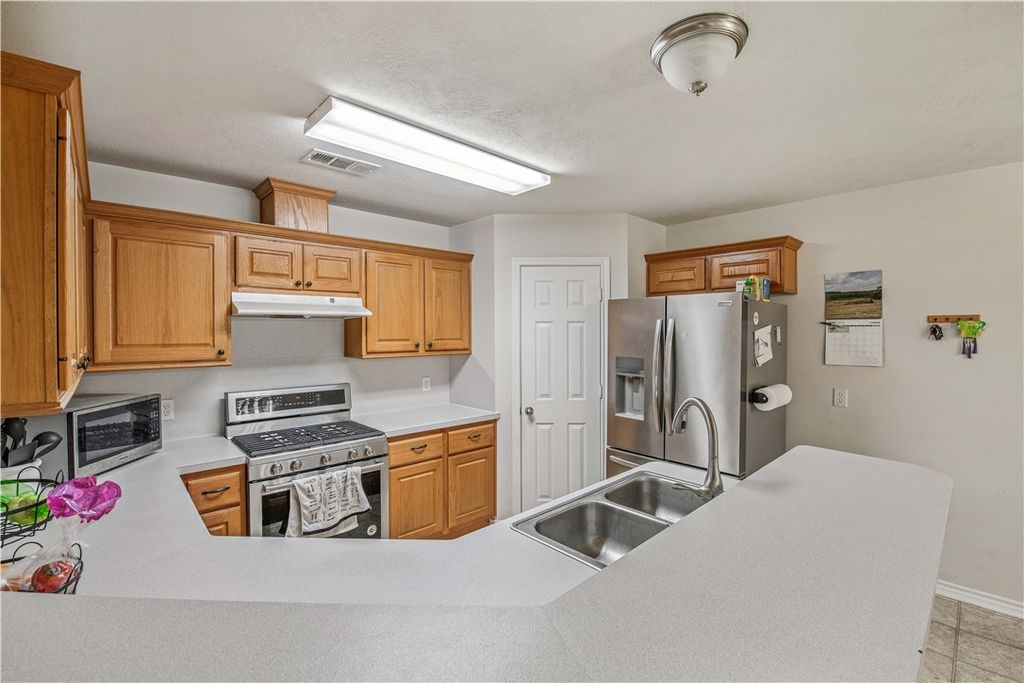 1453 Fincastle Loop, College Station, TX 77845 — photo 5