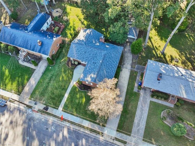 863 Catalina DR, Newport News, VA 23608