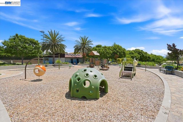 2006 Trefoil Rd, San Ramon, CA 94582