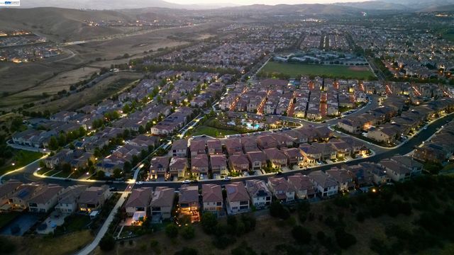2006 Trefoil Rd, San Ramon, CA 94582