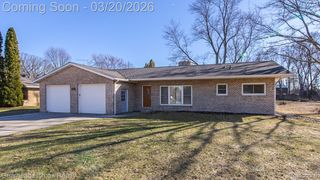 2495 W Lake Road, Vienna Charter Township, MI 48420