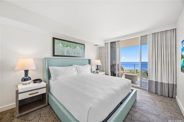 383 Kalaimoku Streets E2903, Honolulu, HI 96815