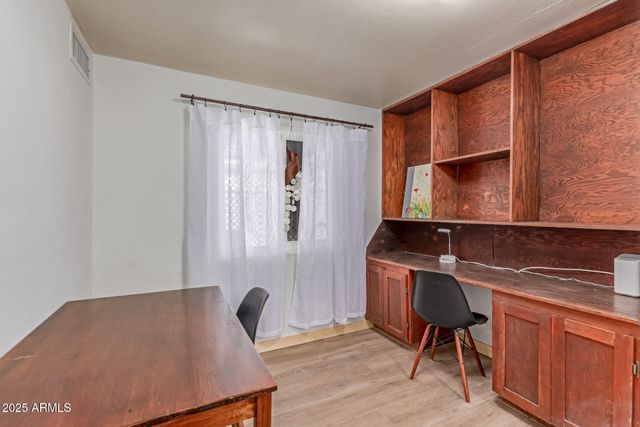 844 E TOWNLEY Avenue, Phoenix, AZ 85020