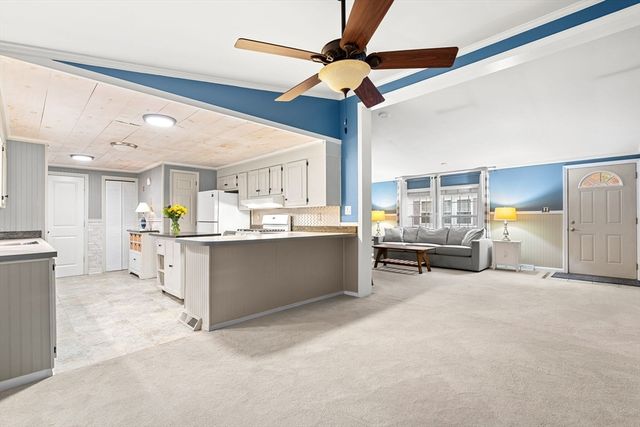 94 Leisurewoods Drive, Rockland, MA 02370