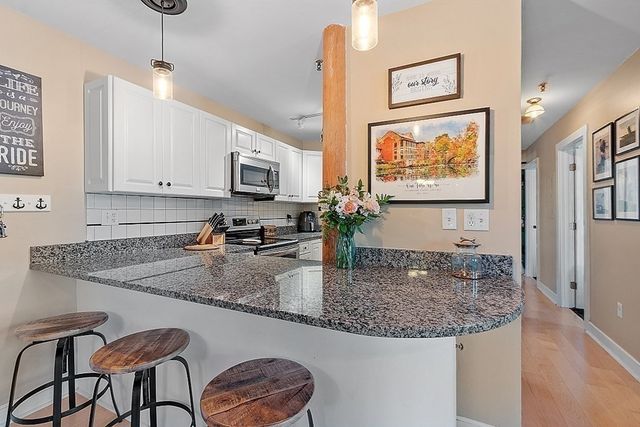 14 Sanford Road 29, Medway, MA 02053
