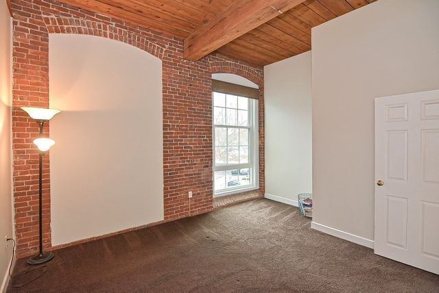 14 Sanford Road 29, Medway, MA 02053
