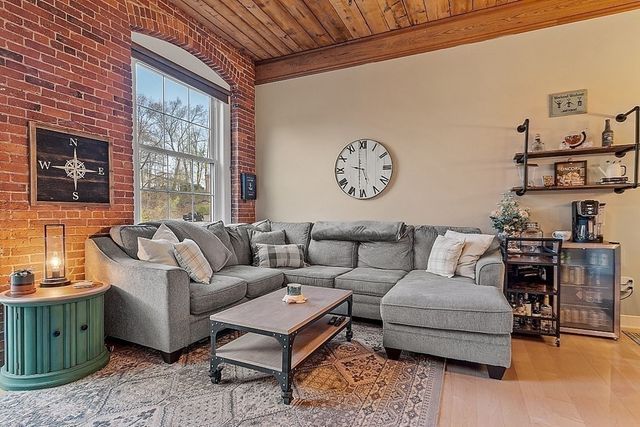 14 Sanford Road 29, Medway, MA 02053