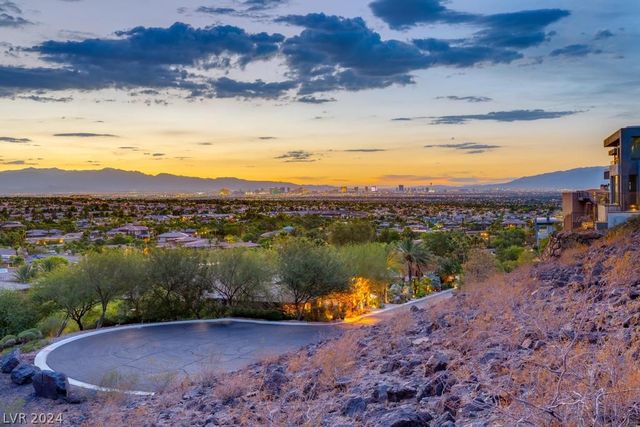 1626 Liege Drive, Henderson, NV 89012