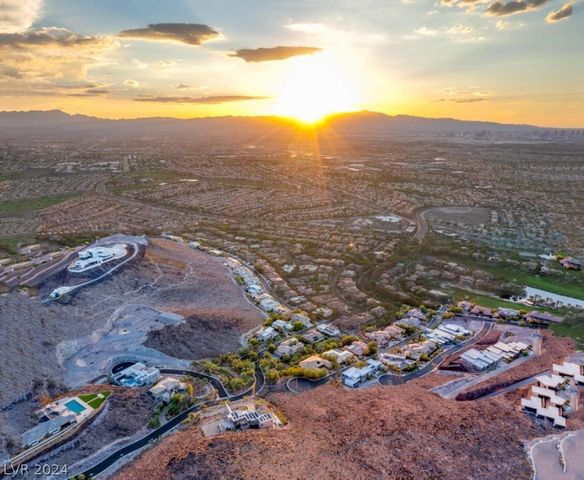 1626 Liege Drive, Henderson, NV 89012