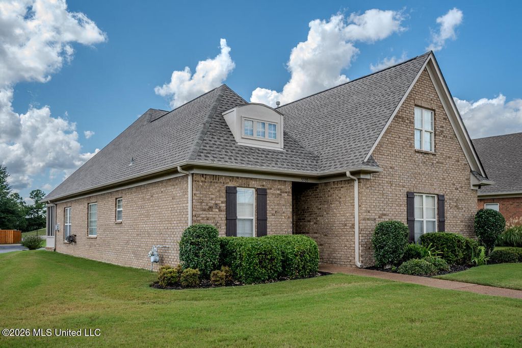 5905 Savannah Crossing, Southaven, MS 38672 — photo 2