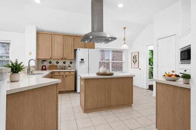 456 Ridge Meade Drive, Lewisville, TX 75067