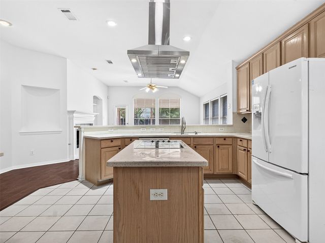 456 Ridge Meade Drive, Lewisville, TX 75067
