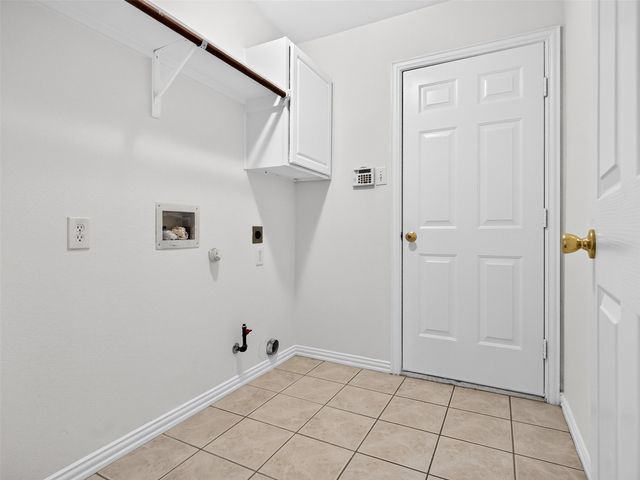 456 Ridge Meade Drive, Lewisville, TX 75067
