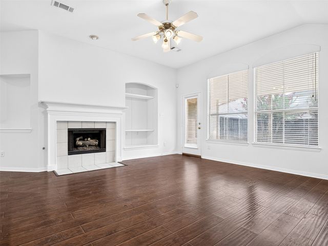 456 Ridge Meade Drive, Lewisville, TX 75067