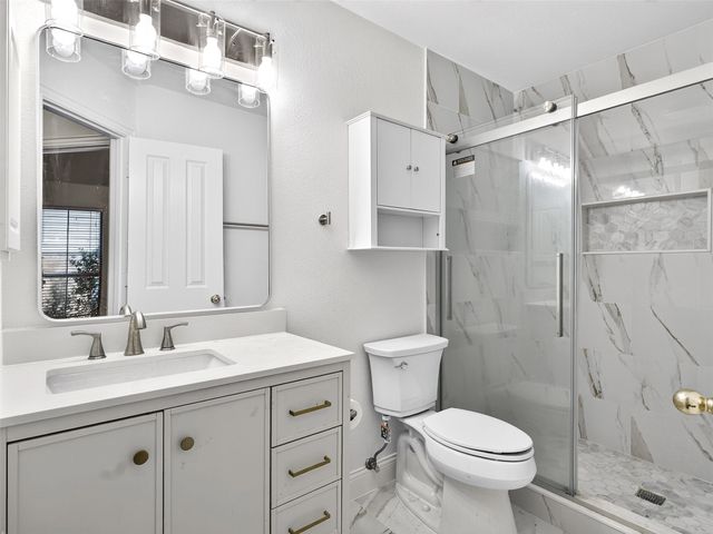 456 Ridge Meade Drive, Lewisville, TX 75067