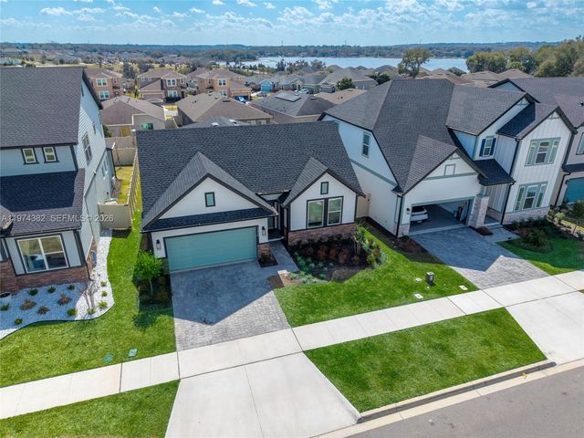 16966 Cedar Valley Cir, Clermont, FL 34711