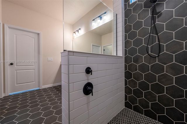 16966 Cedar Valley Cir, Clermont, FL 34711