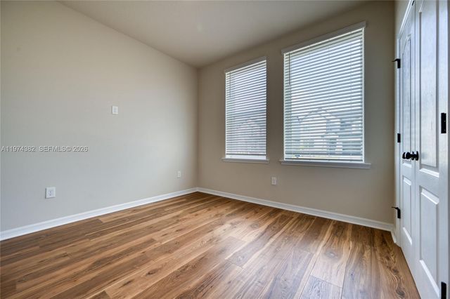 16966 Cedar Valley Cir, Clermont, FL 34711