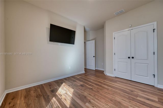 16966 Cedar Valley Cir, Clermont, FL 34711